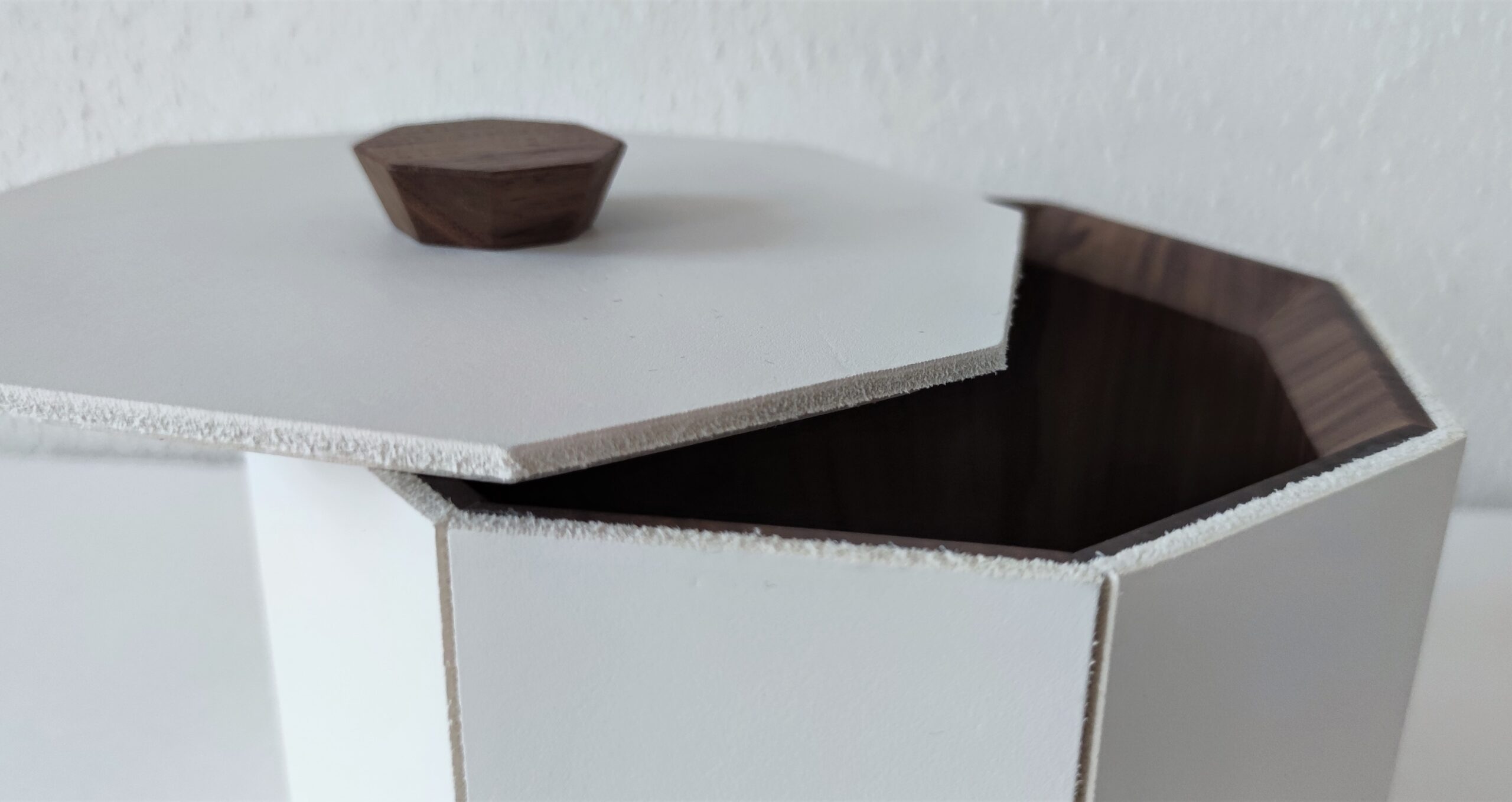 Giobagnara “coste box” kõrge