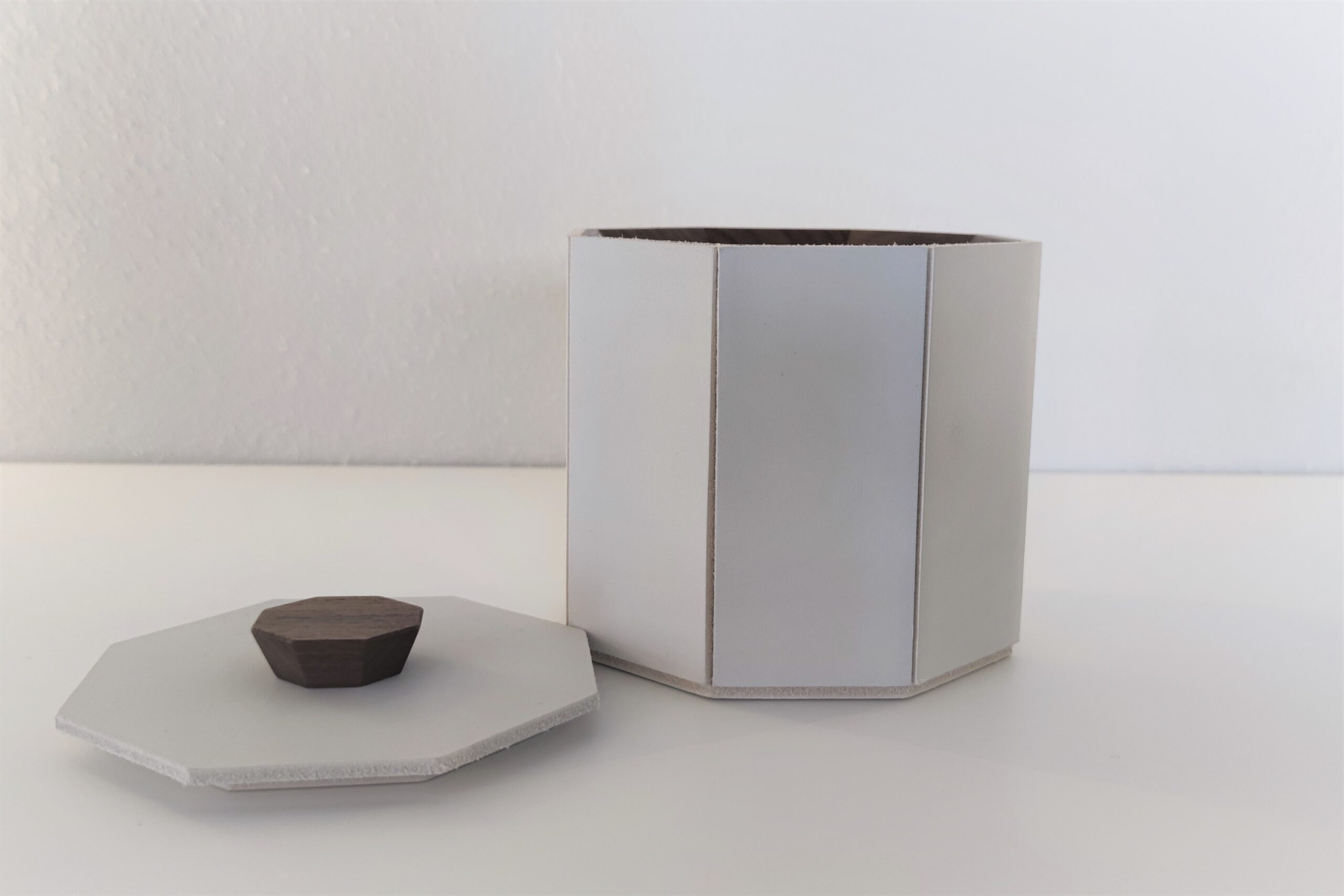 Giobagnara “coste box” kõrge